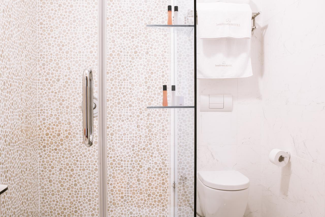 Semitronix Hotel Prishtina Prisztina Zewnętrze zdjęcie