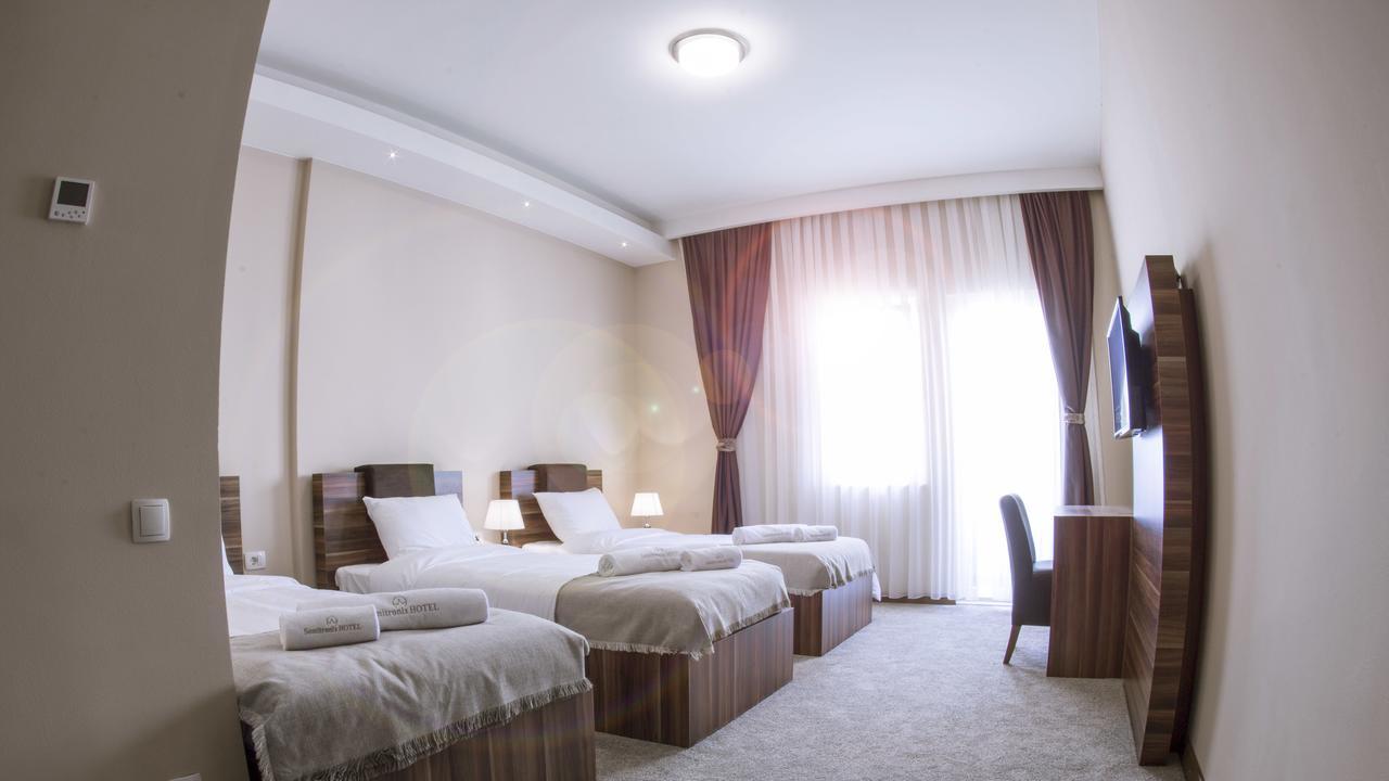 Semitronix Hotel Prishtina Prisztina Zewnętrze zdjęcie