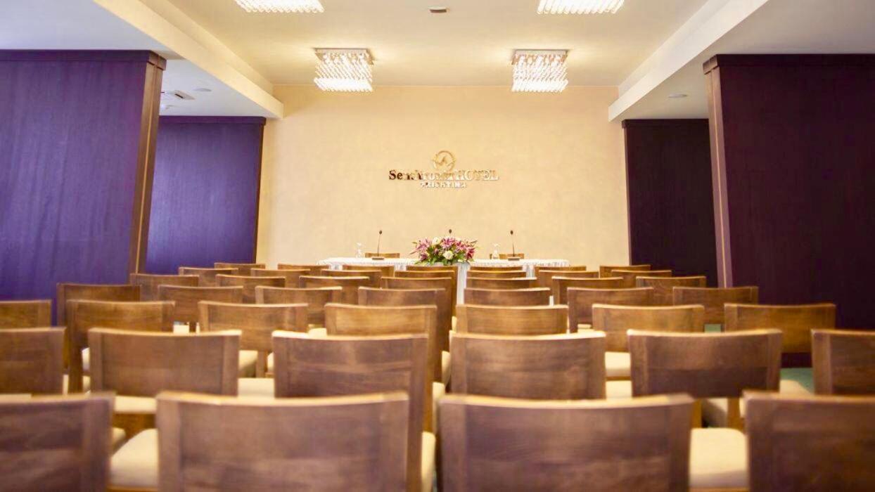 Semitronix Hotel Prishtina Prisztina Zewnętrze zdjęcie
